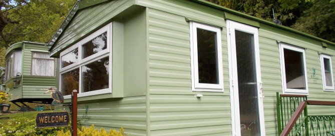 Caravan-Doors-Windows-Double-Glazing