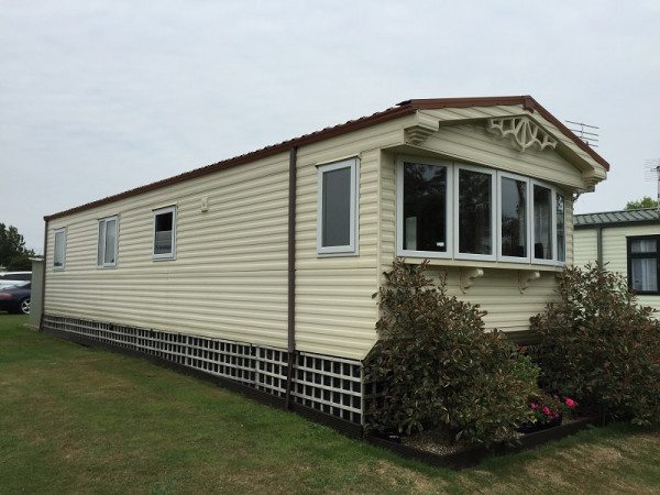 Static Caravan Rear The Complete UK Buyers Guide to Static Caravan Glazing - Westcoast ...