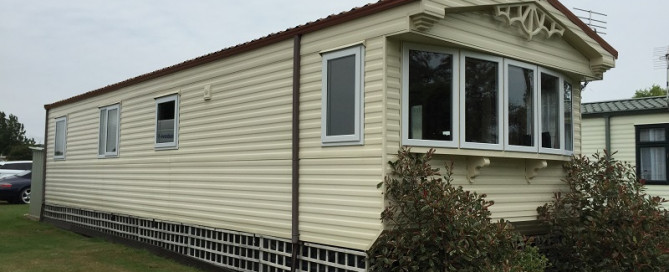 static-caravan-windows-doors-after installation